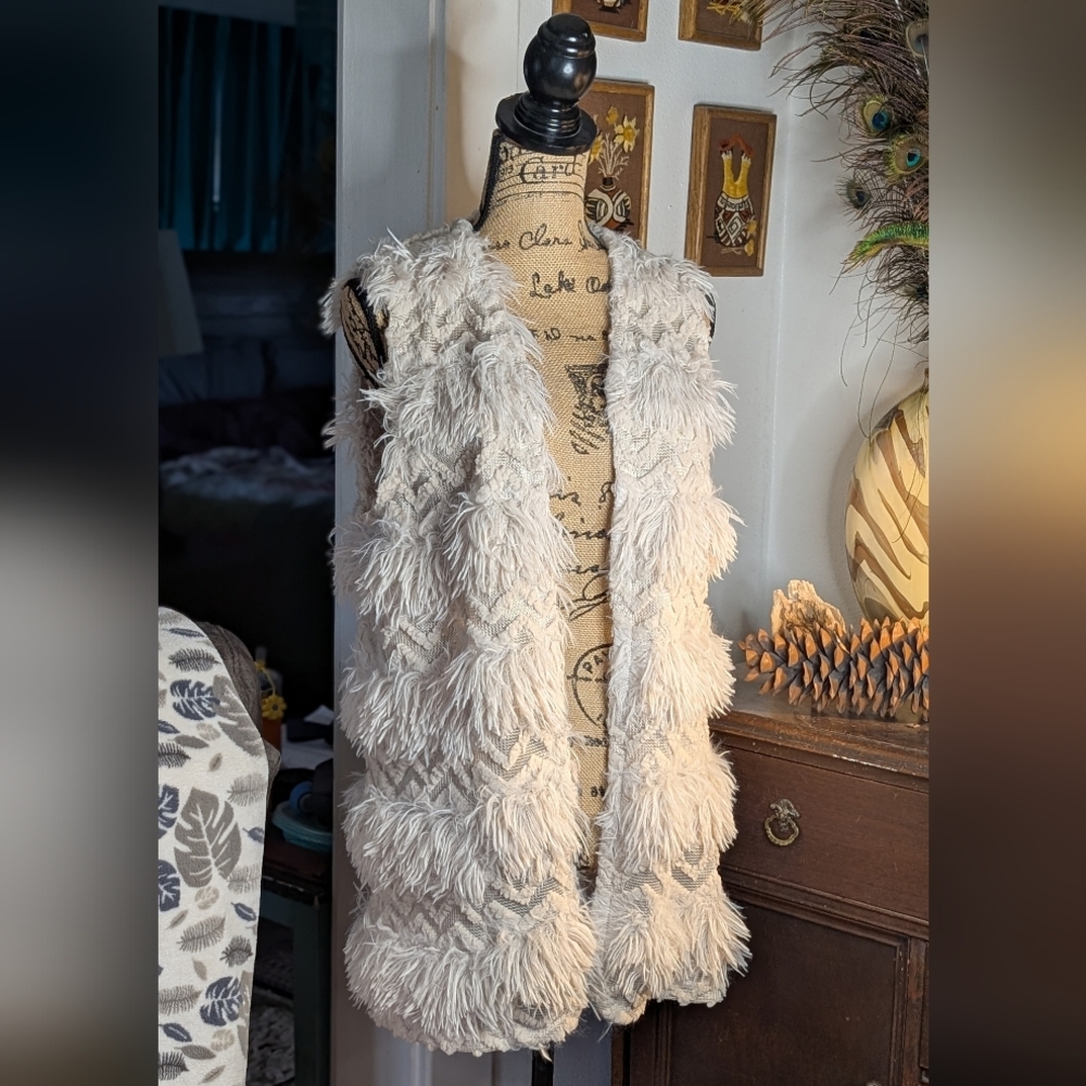 Shaggy Cream Faux Fur Vest Long